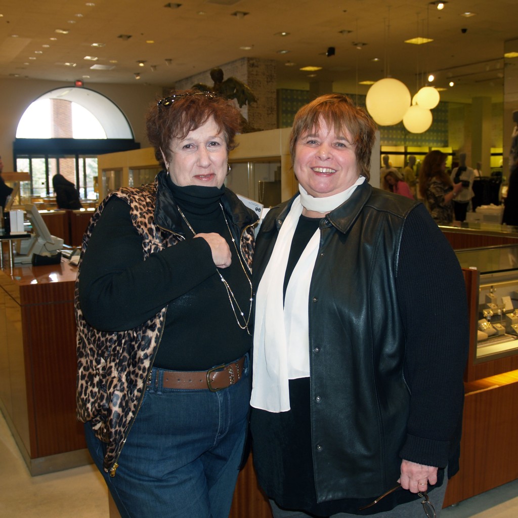 Farrah Fazal, Kay Quinn